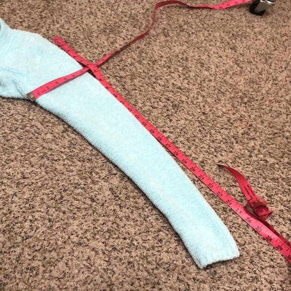 Urban Outfitters Cropped Cardigan Sweater Size Medium Aqua Pastel Blue Chenille - Picture 11 of 11